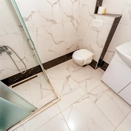 Bel&rus Hestia 2 Apartament Budva